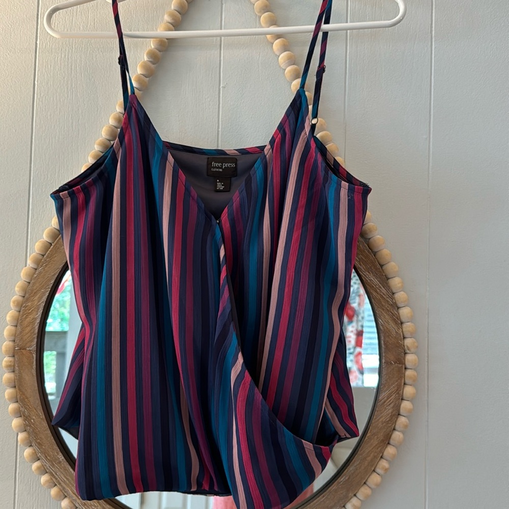 Free Press Tank